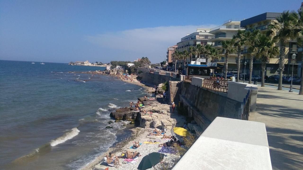 Antico Molino Bed & Breakfast Trani Exterior photo